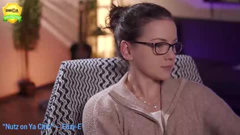 Snapshot of tiffanyriox chatting on 10/15/25, 11:38 tiffanyriox online show from 10/15/25, 11:38