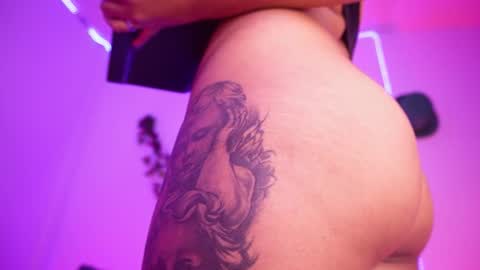 Snapshot of tiffanysander chatting on 03/21/26, 08:19 My name is Tiffany welcome online show from 03/21/26, 08:19