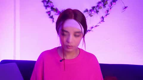 Snapshot of tiffanysander chatting on 03/25/26, 03:45 My name is Tiffany welcome online show from 03/25/26, 03:45