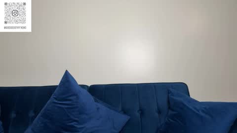 Tiffstreatsxoxo online show from 01/18/26, 03:49