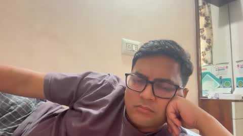 Snapshot of tigertinku chatting on 11/15/25, 11:07 tigertinku online show from 11/15/25, 11:07