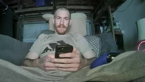 Snapshot of tiggity19 chatting on 02/15/26, 11:52 Tiggity23 come stroke my 9 cock with ne online show from 02/15/26, 11:52