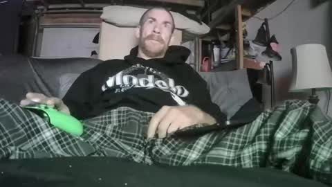 Snapshot of tiggity19 chatting on 02/18/26, 11:39 Tiggity23 come stroke my 9 cock with ne online show from 02/18/26, 11:39