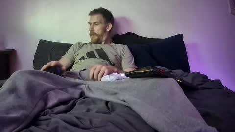 Snapshot of tiggity19 chatting on 06/11/26, 11:52 Tiggity23 come stroke my 9 cock with ne online show from 06/11/26, 11:52
