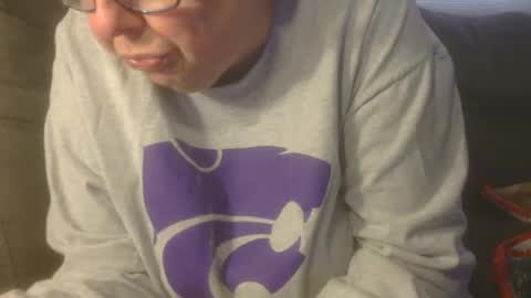 Snapshot of tight_kitty55 chatting on 02/17/25, 08:04 tight Kitty55 online show from 02/17/25, 08:04