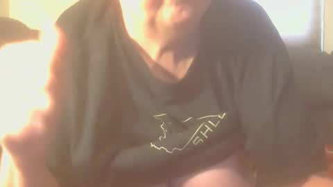 Snapshot of tight_kitty55 chatting on 05/29/26, 05:44 tight Kitty55 online show from 05/29/26, 05:44