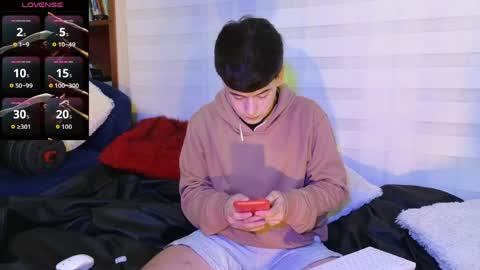 Snapshot of tightncuteass chatting on 04/22/26, 12:35 Camilo online show from 04/22/26, 12:35