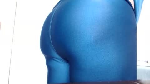 Snapshot of tightshortsspank chatting on 04/20/26, 06:42 Tightshortsspank online show from 04/20/26, 06:42