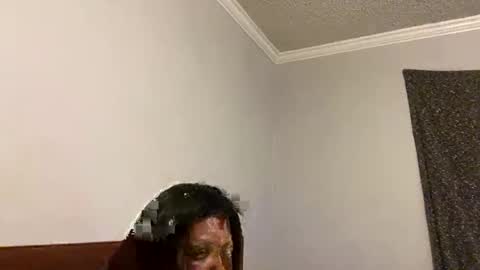 Snapshot of tightwetty69 chatting on 10/19/25, 03:29 tightwetty69 online show from 10/19/25, 03:29