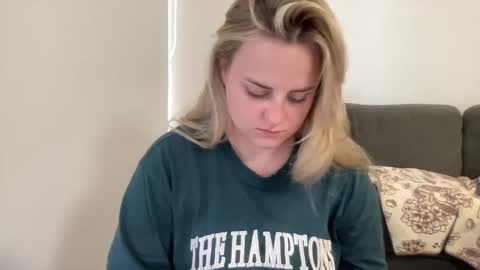 Snapshot of tigoldbitties11 chatting on 03/23/26, 02:15 Lexi online show from 03/23/26, 02:15