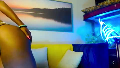 Snapshot of tigress_001 chatting on 09/21/25, 01:51 tigress_001 online show from 09/21/25, 01:51