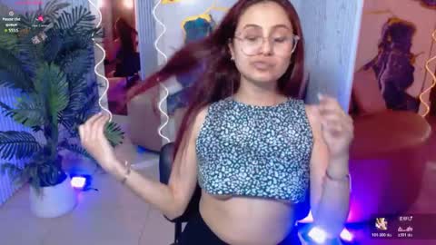 Snapshot of tiiana_tay chatting on 04/22/26, 03:31 Tiiana online show from 04/22/26, 03:31