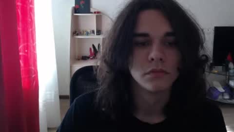 Snapshot of tiiiiiiiiiim chatting on 07/15/26, 01:27 Tim online show from 07/15/26, 01:27