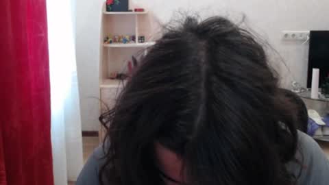 Snapshot of tiiiiiiiiiim chatting on 07/19/26, 01:26 Tim online show from 07/19/26, 01:26