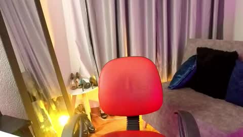 tiinajonus_ online show from 02/16/26, 03:35