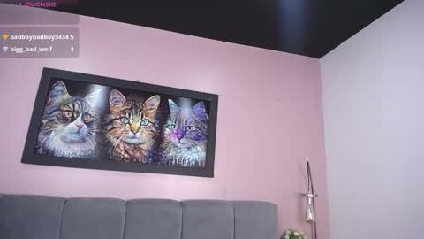 Snapshot of tiiny_emilly chatting on 12/13/25, 07:53 tiiny emilly online show from 12/13/25, 07:53