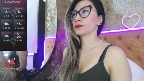 TILA TEQUILA online show from 02/22/25, 12:19