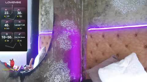 TILA TEQUILA online show from 02/28/25, 03:37