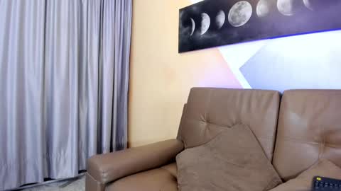 Snapshot of tiler_price chatting on 12/18/24, 02:32 Tyler online show from 12/18/24, 02:32