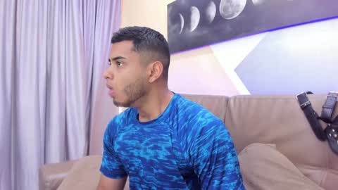 Snapshot of tiler_price chatting on 01/17/25, 07:49 Tyler online show from 01/17/25, 07:49