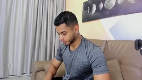 Snapshot of tiler_price chatting on 01/19/25, 12:17 Tyler online show from 01/19/25, 12:17