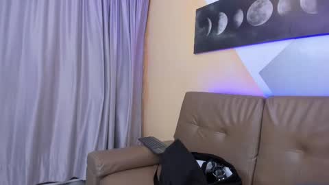 Snapshot of tiler_price chatting on 03/07/25, 05:40 Tyler online show from 03/07/25, 05:40