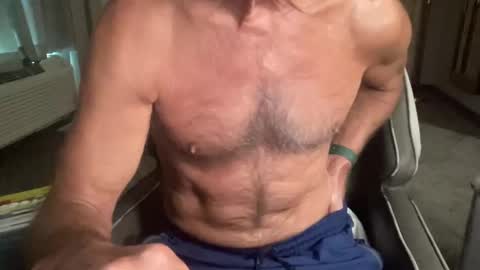 Snapshot of tilly1411 chatting on 02/26/25, 04:35 tilly1411 online show from 02/26/25, 04:35