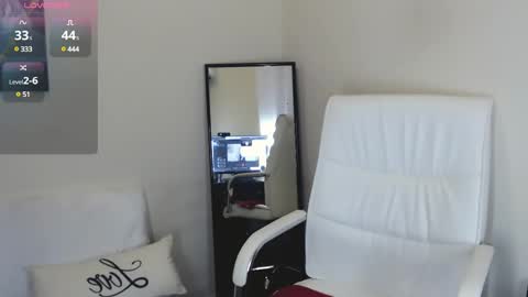 Tilly online show from 01/05/25, 04:06