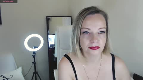 Tilly online show from 02/03/25, 04:31