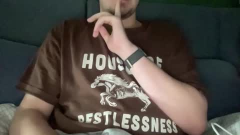 Snapshot of tim499363 chatting on 03/15/26, 01:17 tim499363 online show from 03/15/26, 01:17