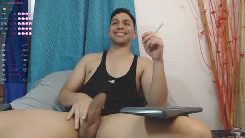 Snapshot of tim_and_sam chatting on 02/04/25, 10:02 Timothy and Santy online show from 02/04/25, 10:02