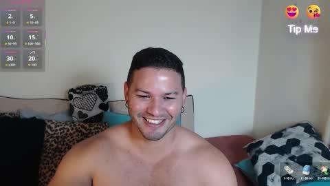 Snapshot of tim_and_sam chatting on 10/04/25, 06:50 Timothy and Santy online show from 10/04/25, 06:50