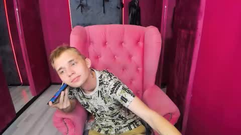 Tim online show from 10/05/25, 08:40