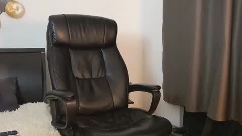 ask me online show from 02/03/25, 04:20