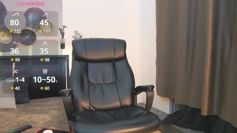 ask me online show from 03/08/25, 06:16