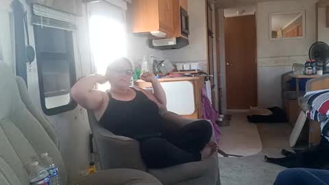 Snapshot of timamanda chatting on 06/11/26, 04:05 Tim Amanda online show from 06/11/26, 04:05