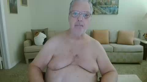 Snapshot of timealone120000 chatting on 10/19/25, 06:30 timealone120000 online show from 10/19/25, 06:30