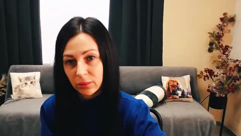 Luisa online show from 03/11/25, 08:52