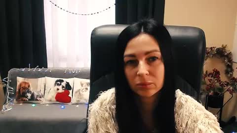 Luisa online show from 12/23/25, 08:34