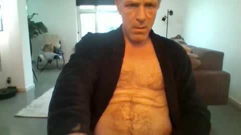 Snapshot of times20 chatting on 03/24/26, 06:29 times20 online show from 03/24/26, 06:29