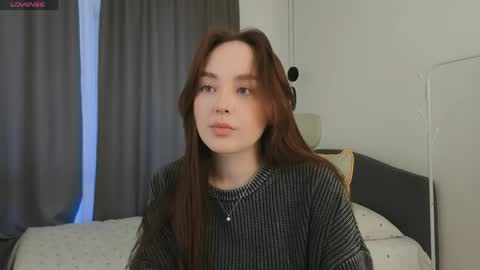 Mia online show from 03/31/26, 01:33