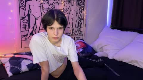timi_moon online show from 02/19/25, 10:34