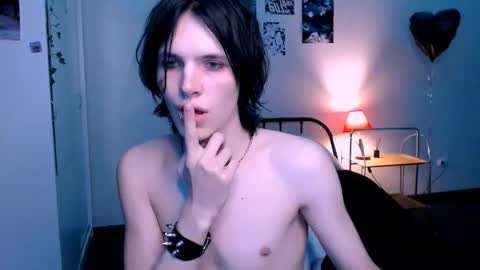 timi_moon online show from 09/28/25, 10:53