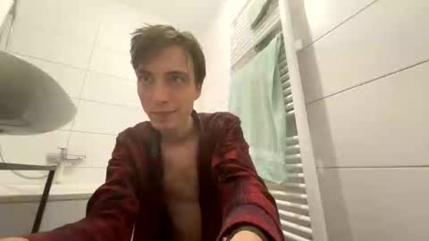 Snapshot of timjustus649874 chatting on 02/13/25, 04:17 TimJustus online show from 02/13/25, 04:17