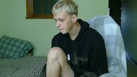 Snapshot of timkinky chatting on 10/20/25, 07:20 Tim WhiteS online show from 10/20/25, 07:20