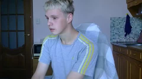 Snapshot of timkinky chatting on 10/23/25, 05:51 Tim WhiteS online show from 10/23/25, 05:51