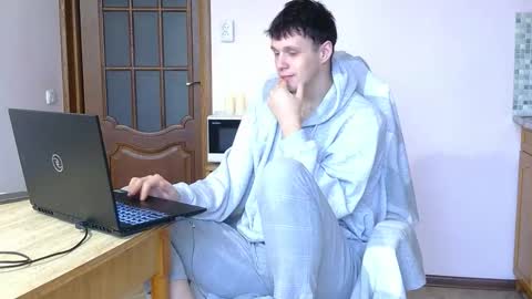 Snapshot of timkinky chatting on 11/11/25, 07:41 Tim WhiteS online show from 11/11/25, 07:41