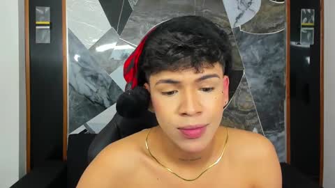 Snapshot of timmy_king777 chatting on 12/04/24, 11:35 Timmy King -. online show from 12/04/24, 11:35