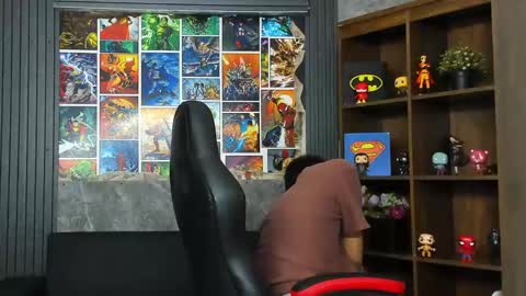 Snapshot of timmy_king777 chatting on 12/10/24, 01:11 Timmy King -. online show from 12/10/24, 01:11