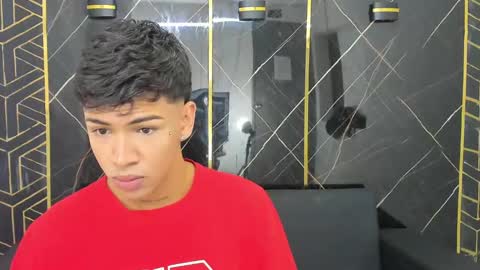 Snapshot of timmy_king777 chatting on 01/27/25, 09:44 Timmy King -. online show from 01/27/25, 09:44